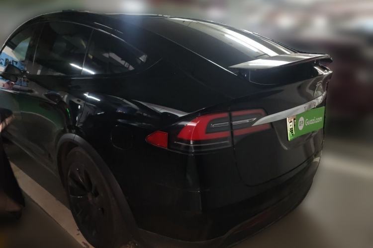Used Tesla Model X 2019 Long-Range Version Rear Left 45 Deg