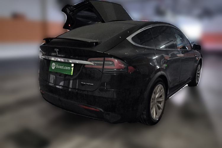 Used Tesla Model X 2019 Long-Range Version Rear Right 45 Deg