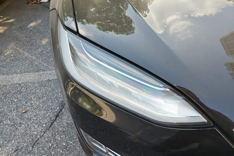 Used Tesla Model X 2019 Long-Range Version Right Front Headlight