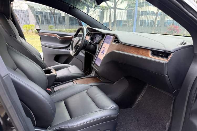 Used Tesla Model X 2019 Long-Range Version Right Front Seat