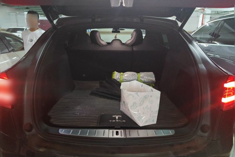 Used Tesla Model X 2019 Long-Range Version Trunk
