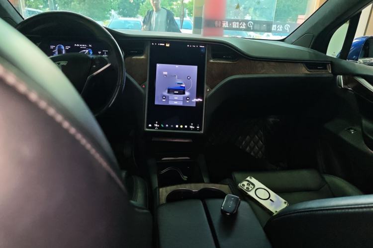 Used Tesla Model X 2019 Long-Range Version Audio And AC Panel