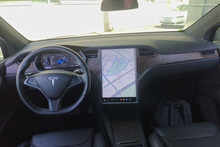 Used Tesla Model X 2019 Long-Range Version Center Console