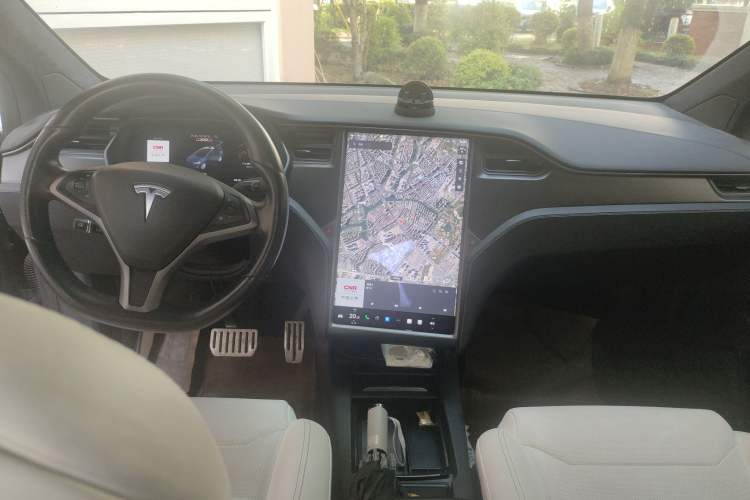 Used Tesla Model X 2019 Performance High-Performance Edition Center Console