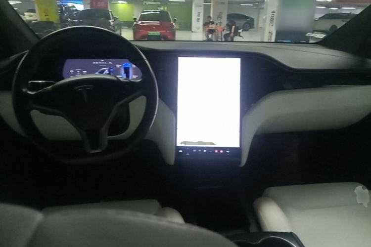 Used Tesla Model X 2019 Long-Range Version Center Console