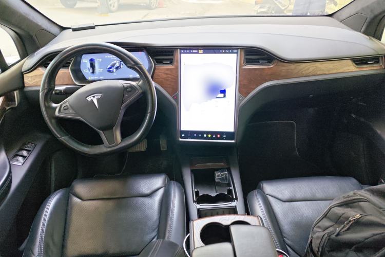 Used Tesla Model X 2019 Long-Range Version Center Console