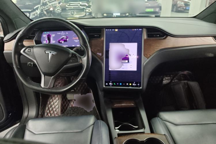 Used Tesla Model X 2019 Long-Range Version Center Console