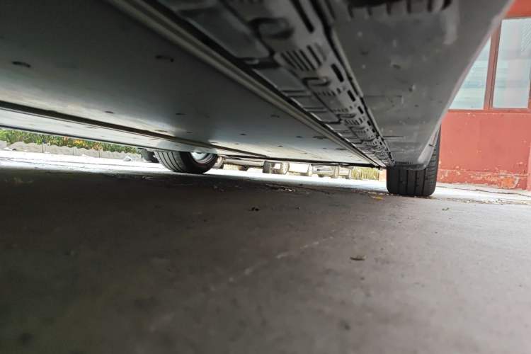 Used Tesla Model X 2019 Long-Range Version Chassis Front Left