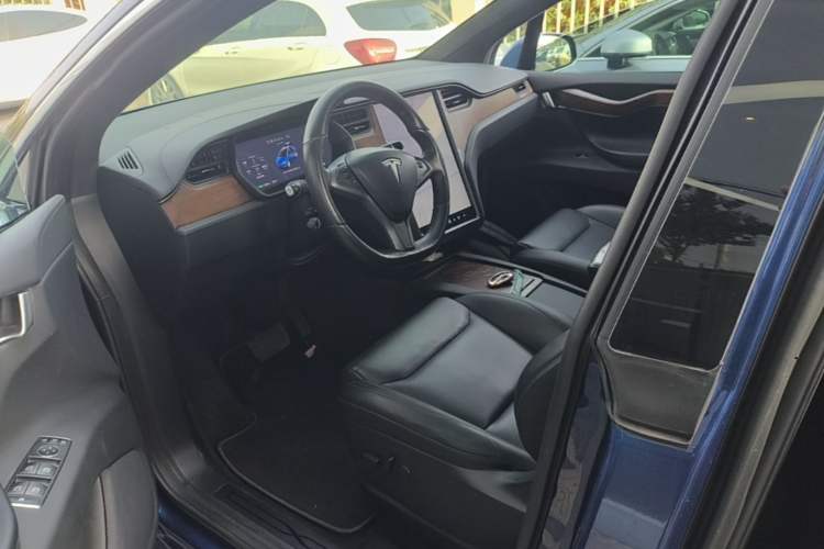 Used Tesla Model X 2019 Long-Range Version Driver Seat