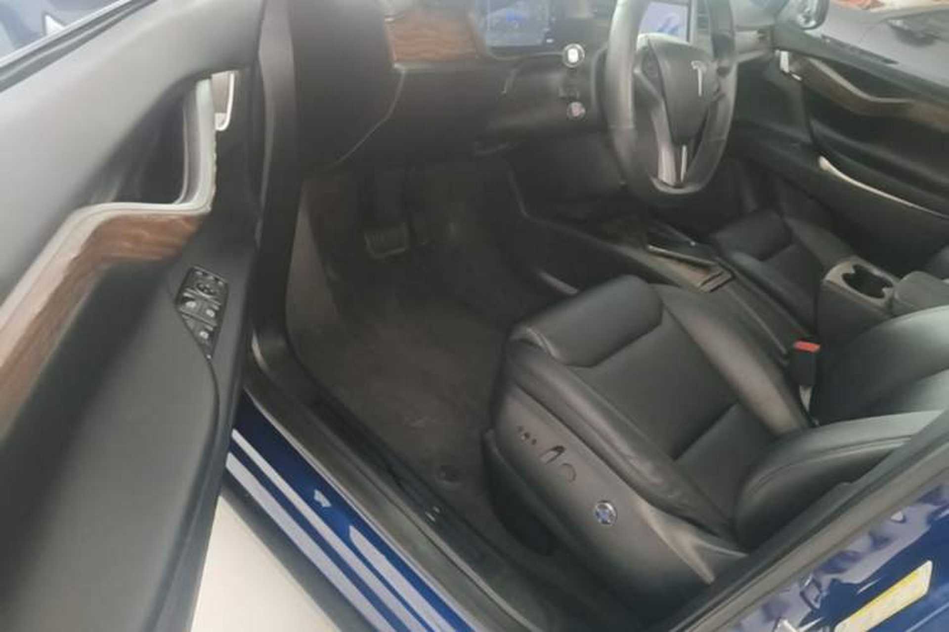 Used Tesla Model X 2019 Long-Range Version Driver Seat