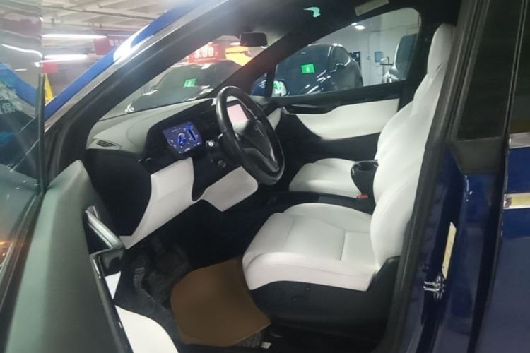 Used Tesla Model X 2019 Long-Range Version Driver Seat