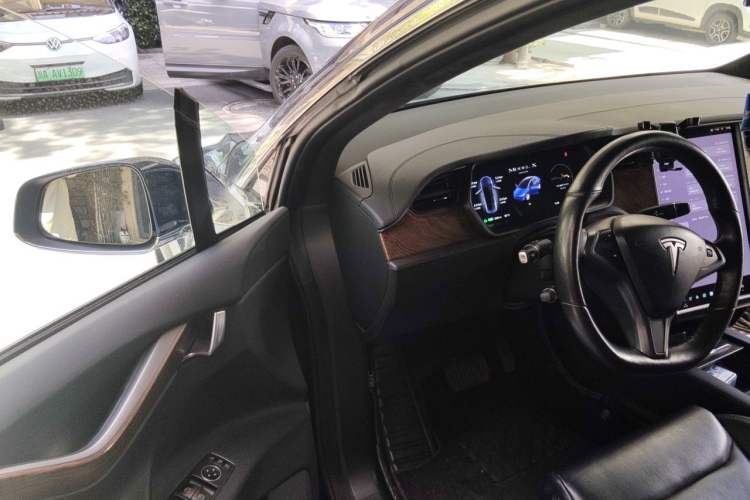Used Tesla Model X 2019 Long-Range Version Driver Seat