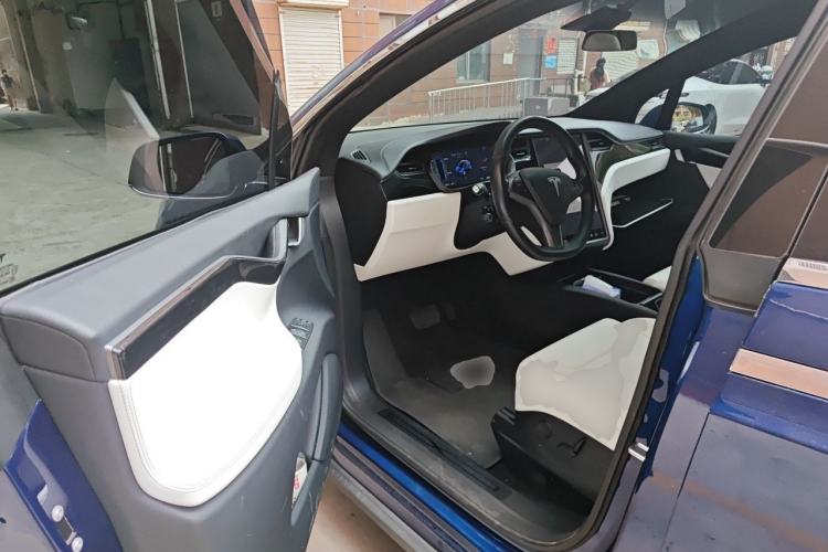 Used Tesla Model X 2019 Long-Range Version Driver Seat
