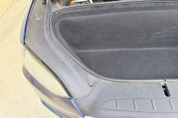 Used Tesla Model X 2019 Long-Range Version Engine Bay Right