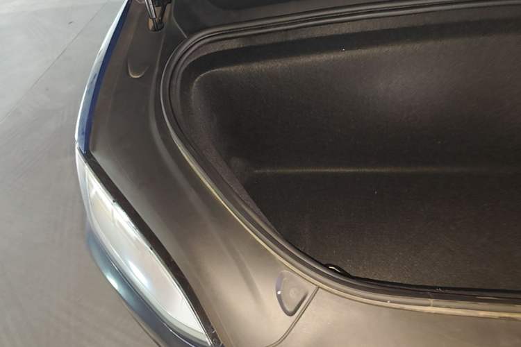 Used Tesla Model X 2019 Long-Range Version Engine Bay Right