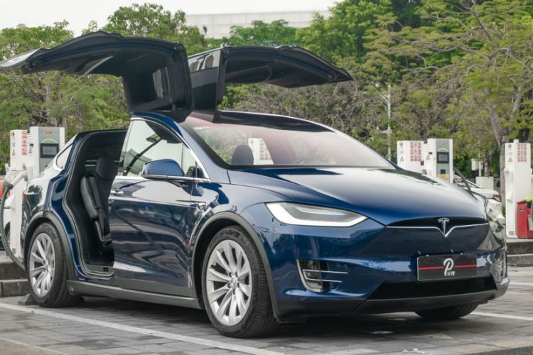 Used Tesla Model X 2019 Long-Range Version Exterior 1