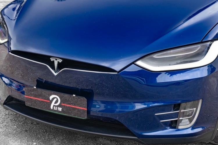 Used Tesla Model X 2019 Long-Range Version Exterior 2