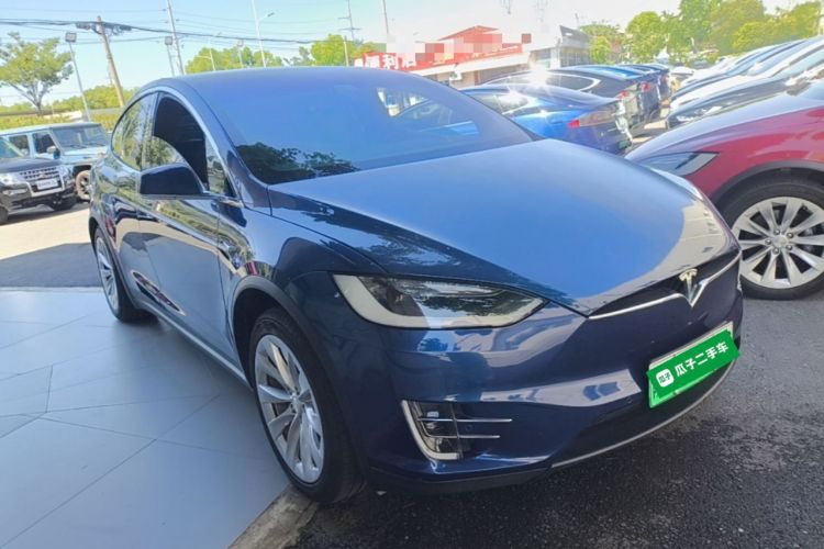 Used Tesla Model X 2019 Long-Range Version Front Right 45 Deg