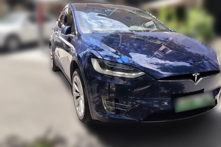 Used Tesla Model X 2019 Long-Range Version Front Right 45 Deg
