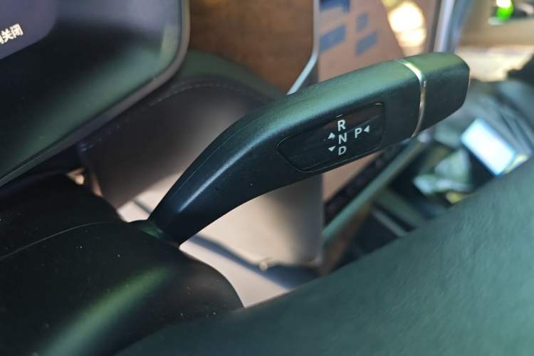 Used Tesla Model X 2019 Long-Range Version Gear Lever