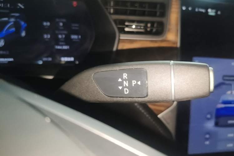 Used Tesla Model X 2019 Long-Range Version Gear Lever