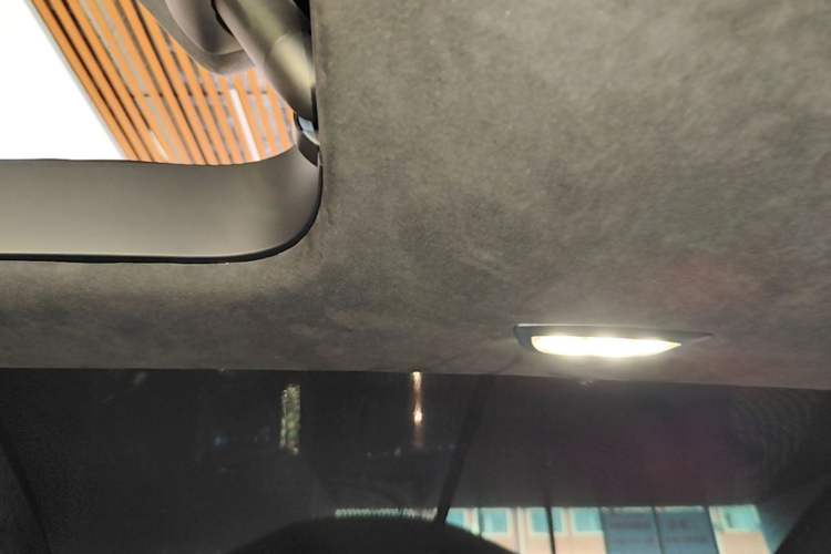 Used Tesla Model X 2019 Long-Range Version Headliner
