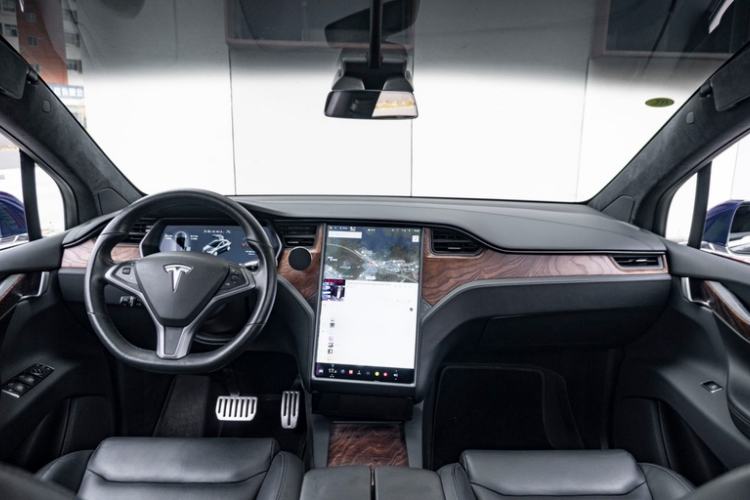Used Tesla Model X 2019 Long-Range Version Interior 2