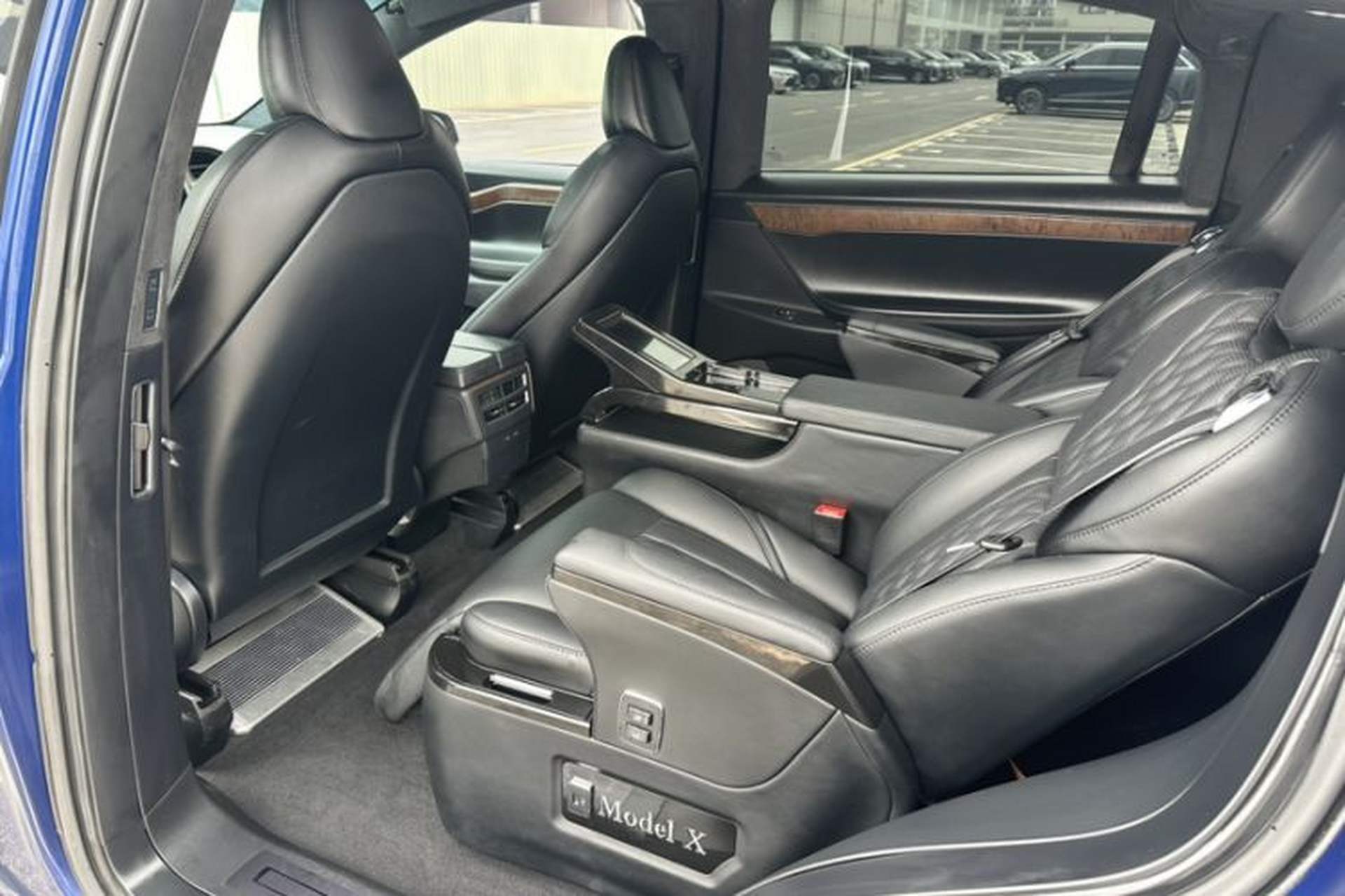 Used Tesla Model X 2019 Long-Range Version Interior 5