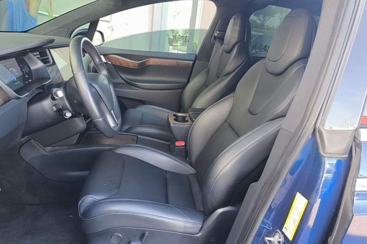 Used Tesla Model X 2019 Long-Range Version Left Front Seat