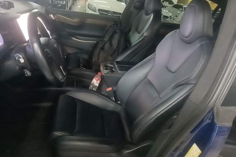 Used Tesla Model X 2019 Long-Range Version Left Front Seat