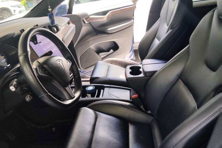 Used Tesla Model X 2019 Long-Range Version Left Front Seat