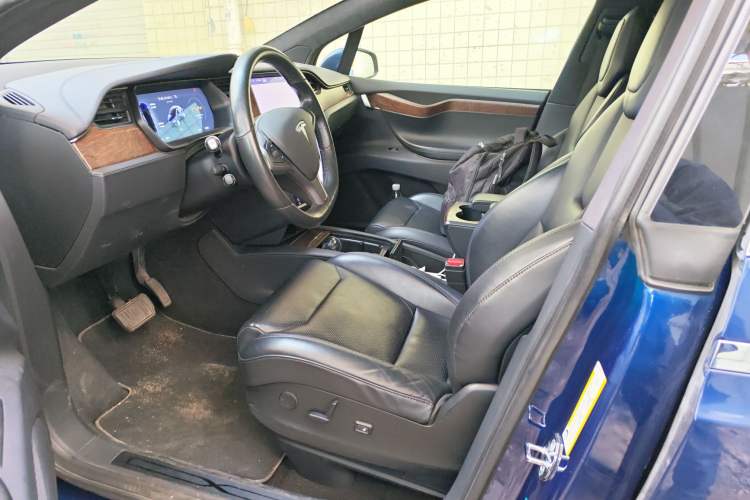 Used Tesla Model X 2019 Long-Range Version Left Front Seat