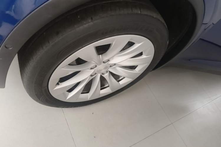Used Tesla Model X 2019 Long-Range Version Left Front Wheel Hub