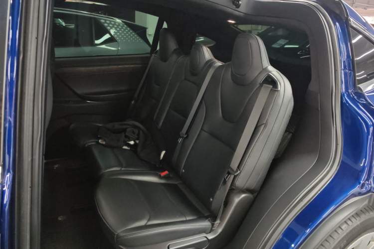 Used Tesla Model X 2019 Long-Range Version Left Rear Seat