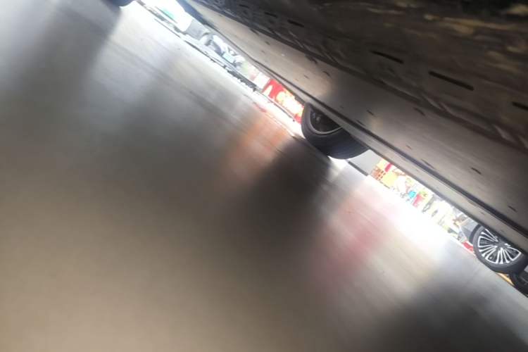 Used Tesla Model X 2019 Long-Range Version Left Side Sill