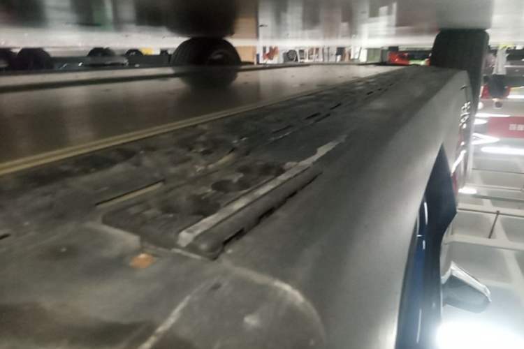 Used Tesla Model X 2019 Long-Range Version Left Side Sill