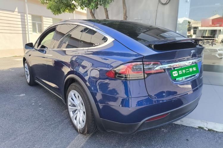 Used Tesla Model X 2019 Long-Range Version Rear Left 45 Deg