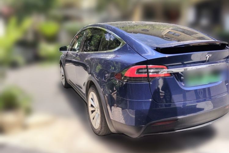 Used Tesla Model X 2019 Long-Range Version Rear Left 45 Deg