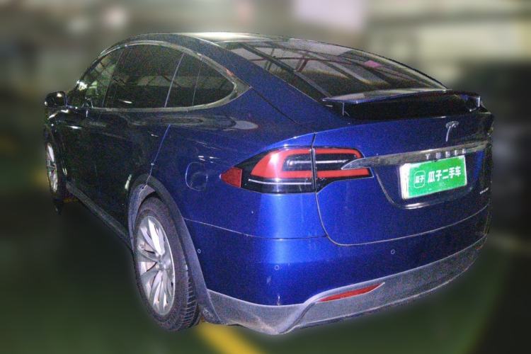 Used Tesla Model X 2019 Long-Range Version Rear Left 45 Deg