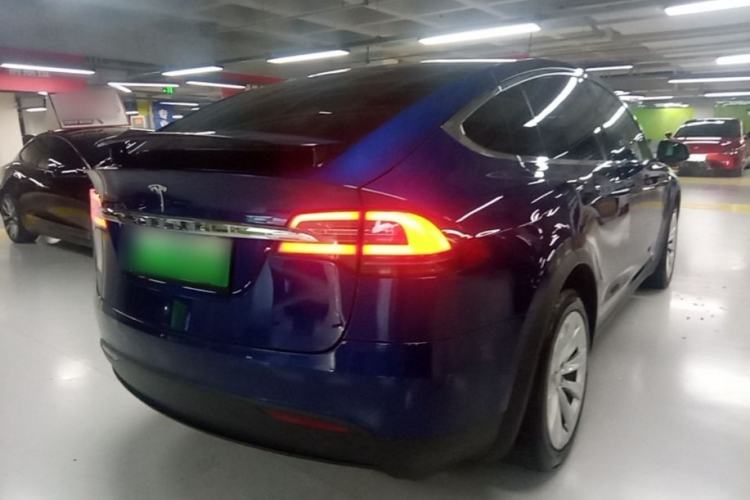 Used Tesla Model X 2019 Long-Range Version Rear Right 45 Deg