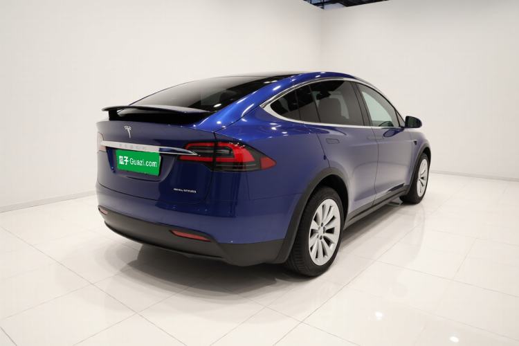 Used Tesla Model X 2019 Long-Range Version Rear Right 45 Deg