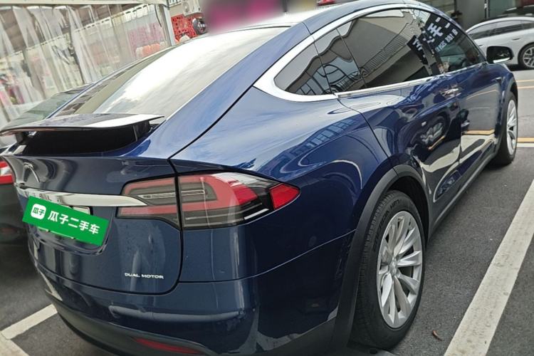 Used Tesla Model X 2019 Long-Range Version Rear Right 45 Deg