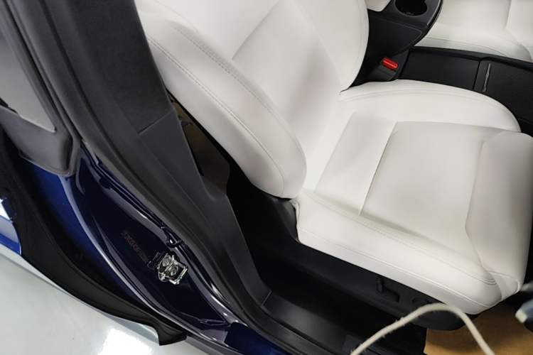 Used Tesla Model X 2019 Performance High-Performance Edition Right Front Seat
