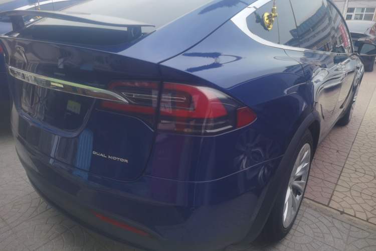Used Tesla Model X 2019 Long-Range Version Right Rear Taillight