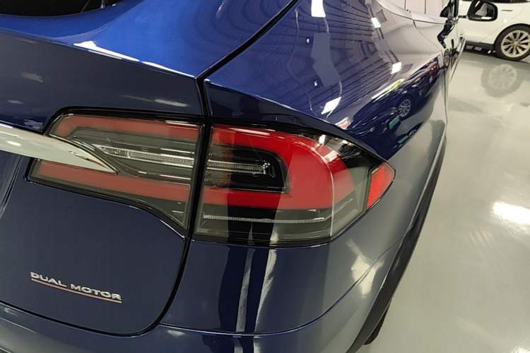 Used Tesla Model X 2019 Performance High-Performance Edition Right Rear Taillight