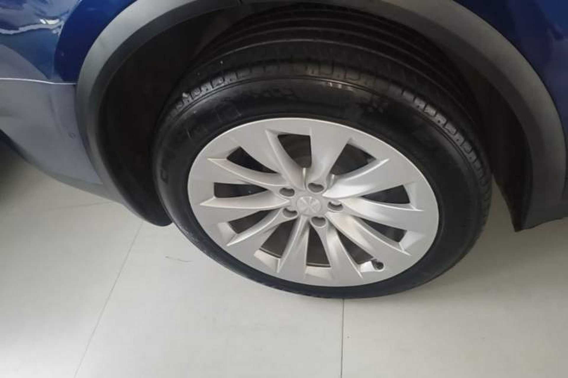 Used Tesla Model X 2019 Long-Range Version Right Rear Wheel Hub