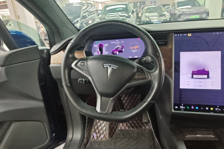Used Tesla Model X 2019 Long-Range Version Steering Wheel