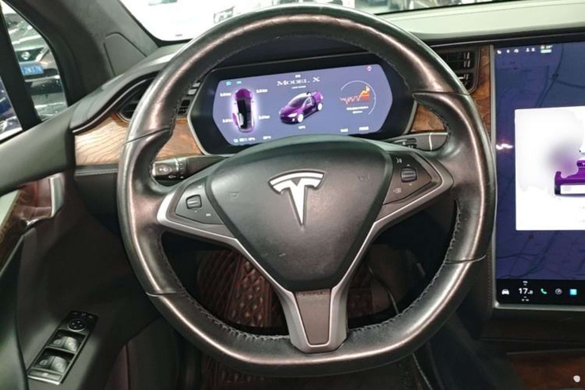 Used Tesla Model X 2019 Long-Range Version Steering Wheel