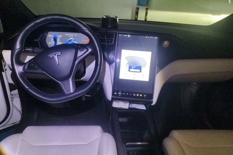 Used Tesla Model X 2019 Long-Range Version Center Console
