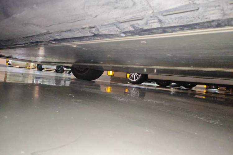 Used Tesla Model X 2019 Long-Range Version Chassis Rear Left